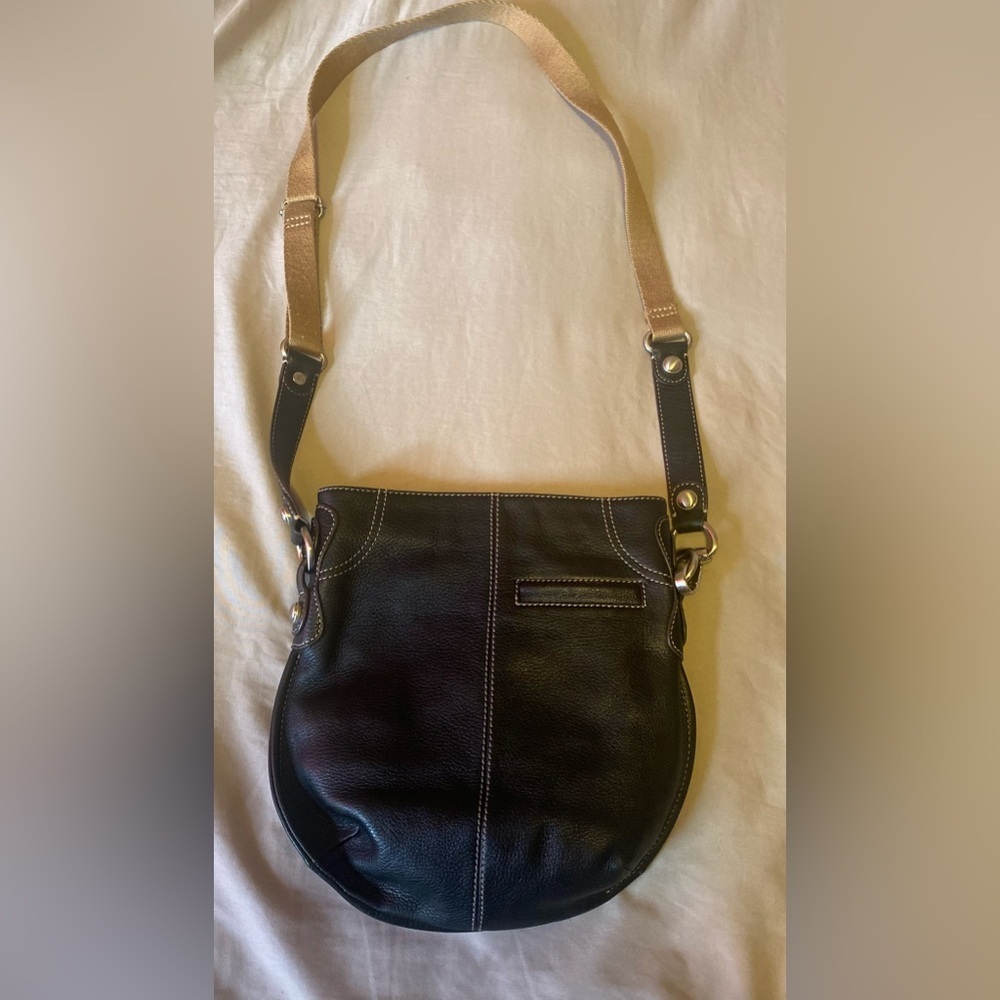 B Makowsky Bag - Picture 3 of 9